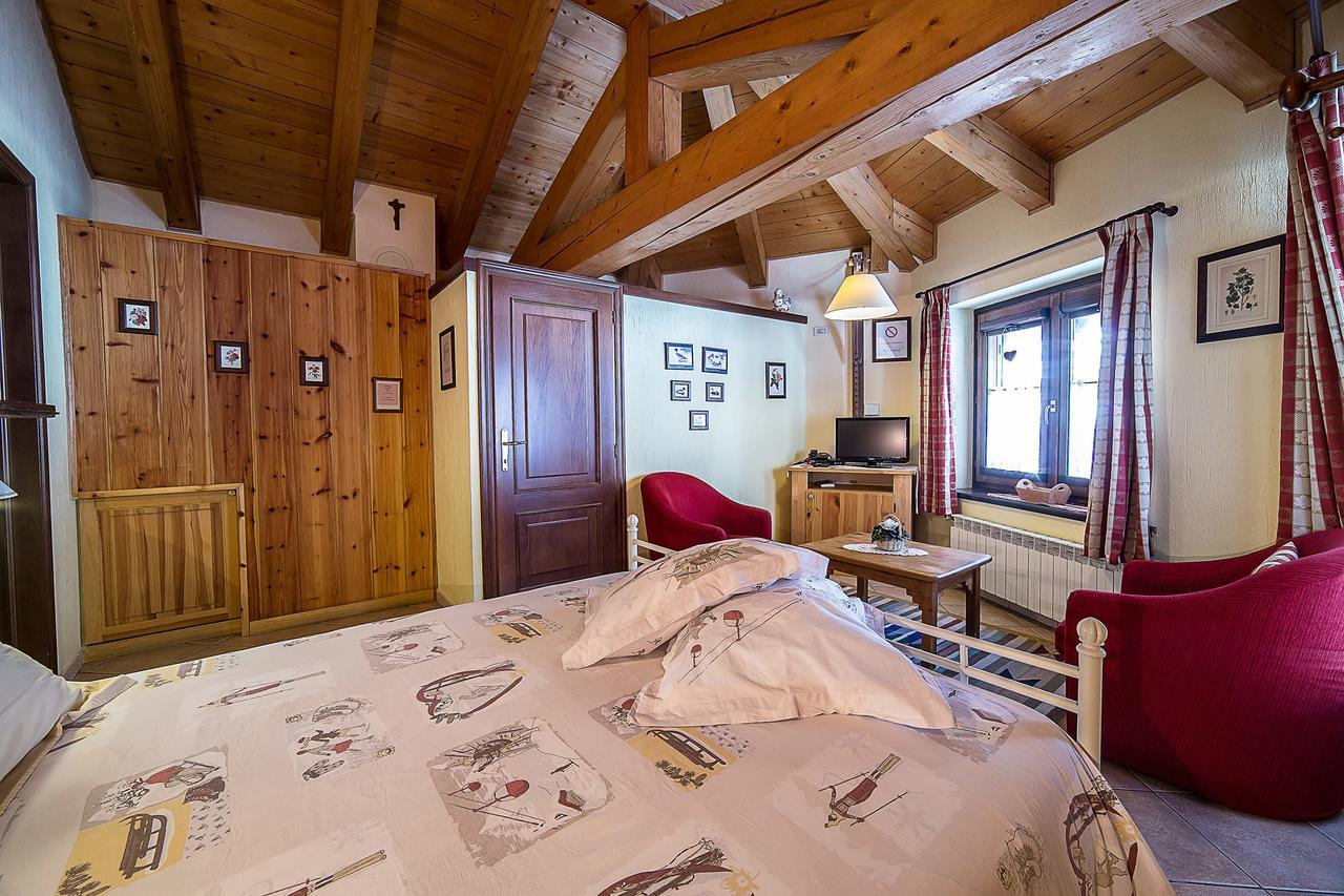 Le Thovex Panzió La Thuile Kültér fotó